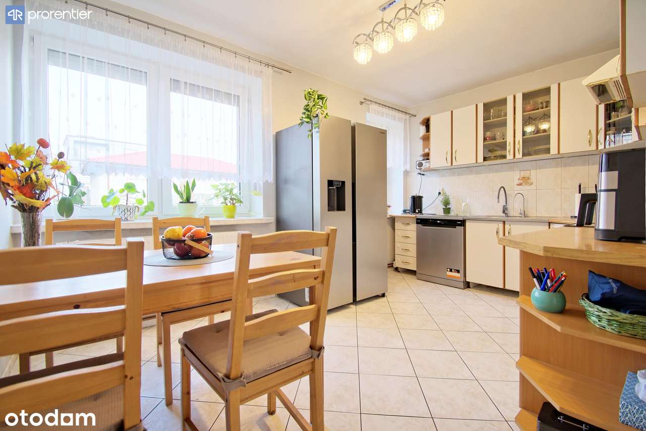 Duże na 3 piętrach z pokojami na wynajem i inne usługi - BEZ PROWIZJI-13