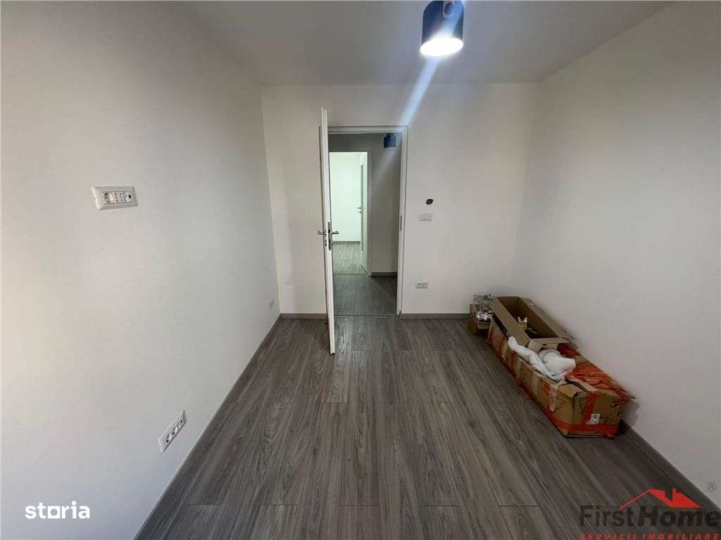 Ap 4 cam transformat in 3, et 1, renovat complet, zona Inspectoratul S-10