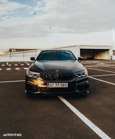 BMW M5 M550i xDrive - 2