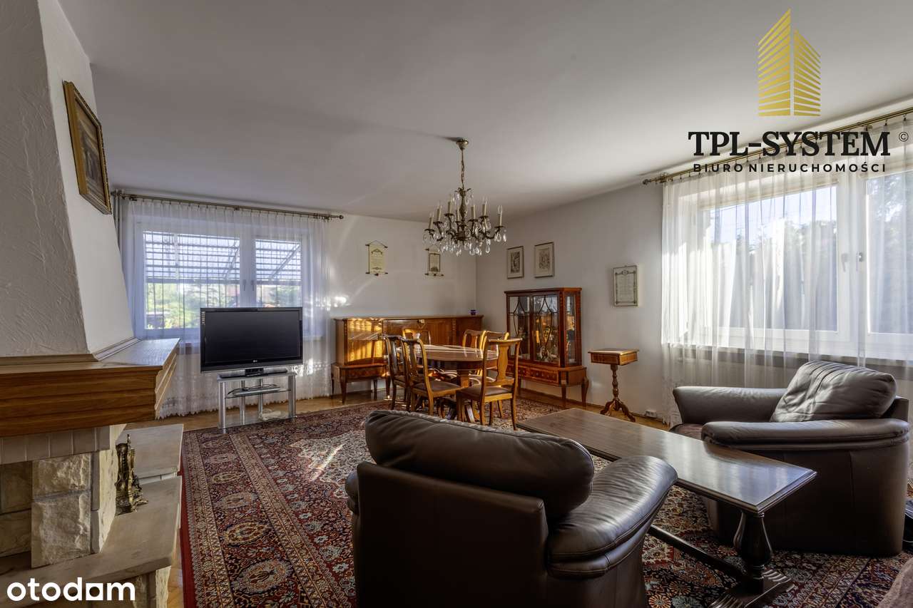 Zadbany dom w centrum Baranowa Sandomierskiego - Pełny obrazek: 4/12