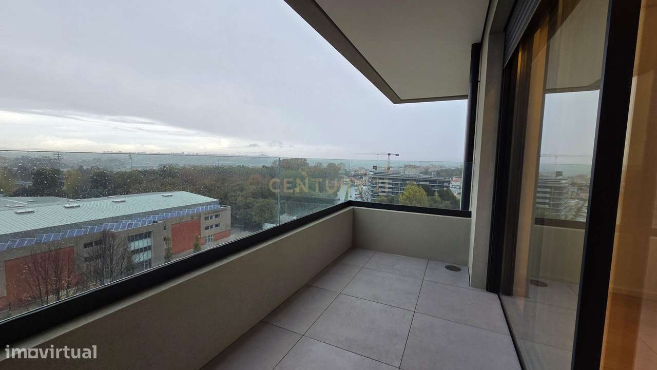 Apartamento T2 com Vista Panorâmica em Vila Nova de Gaia!-14