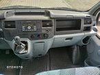 Ford Transit - 12