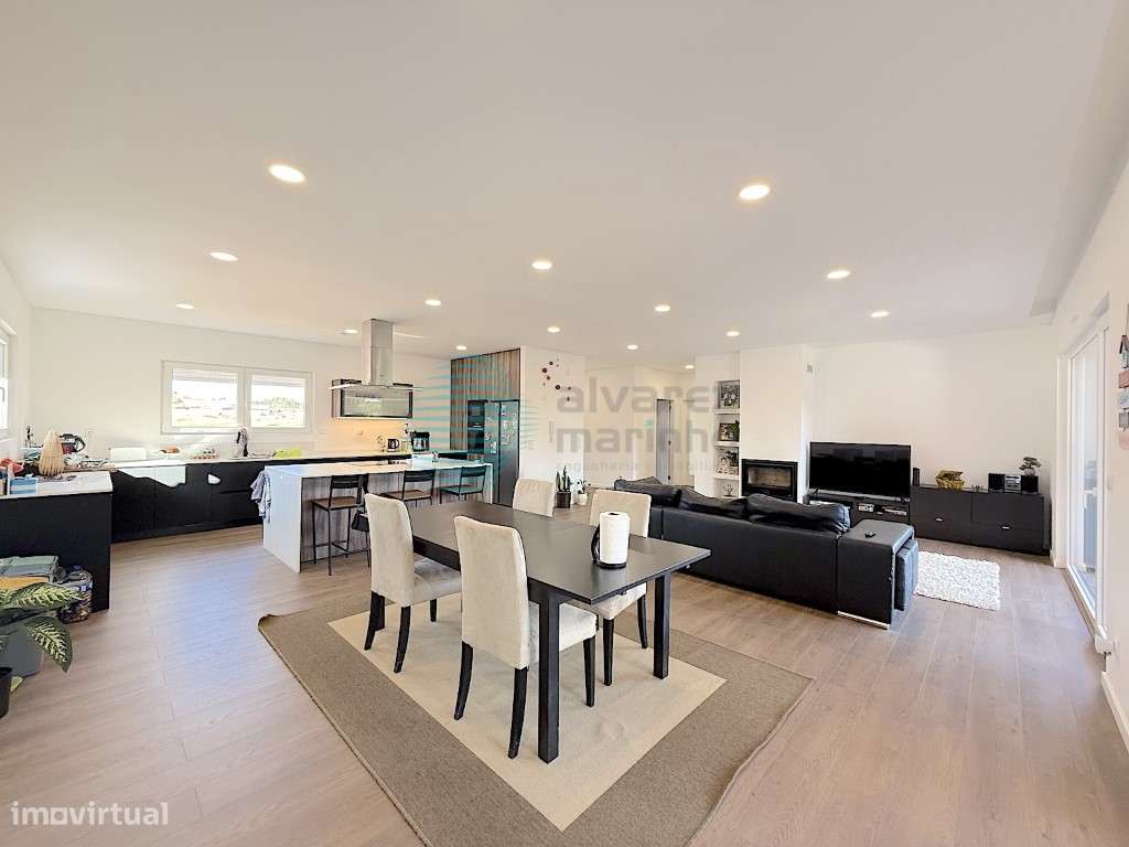 Excelente Moradia/Quintinha PISO TÉRREO V4, Ramalhal-6