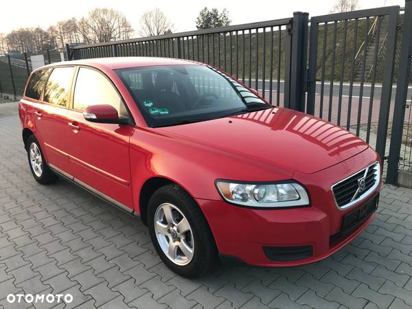 Volvo V50 - 3