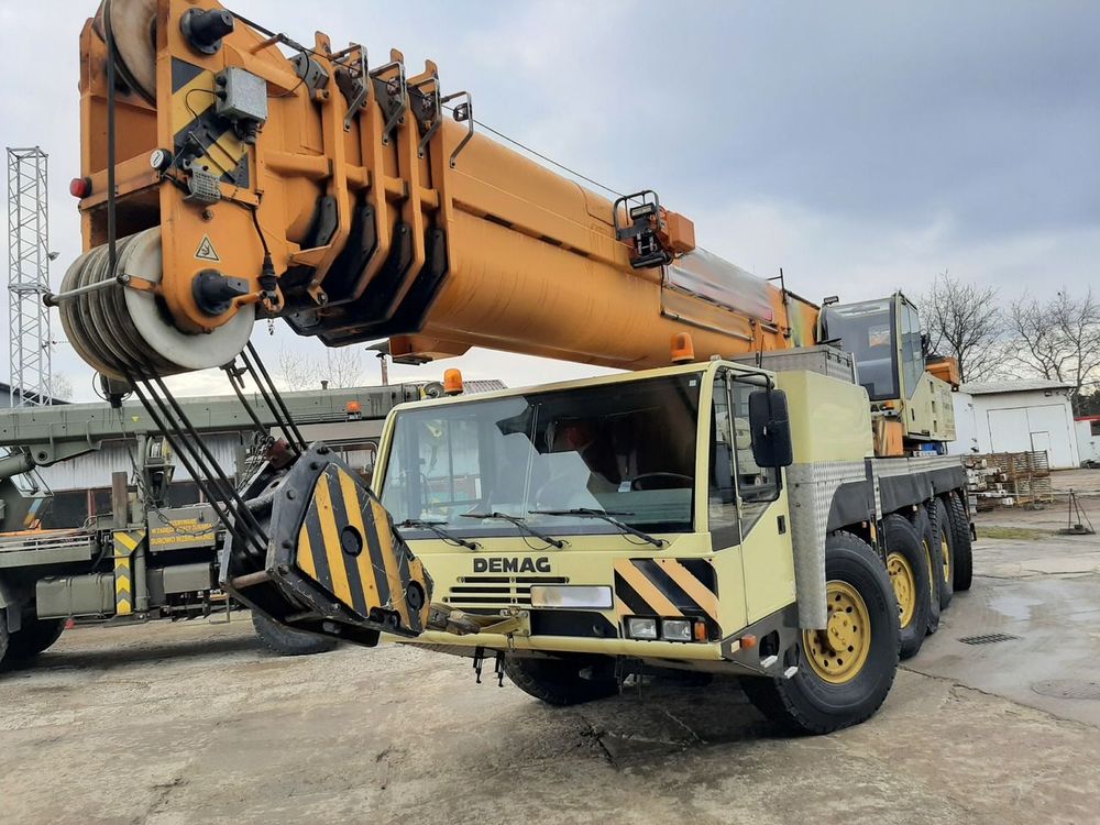 Terex demag ac100  dźwig samojezdny terex demag ac100 2001