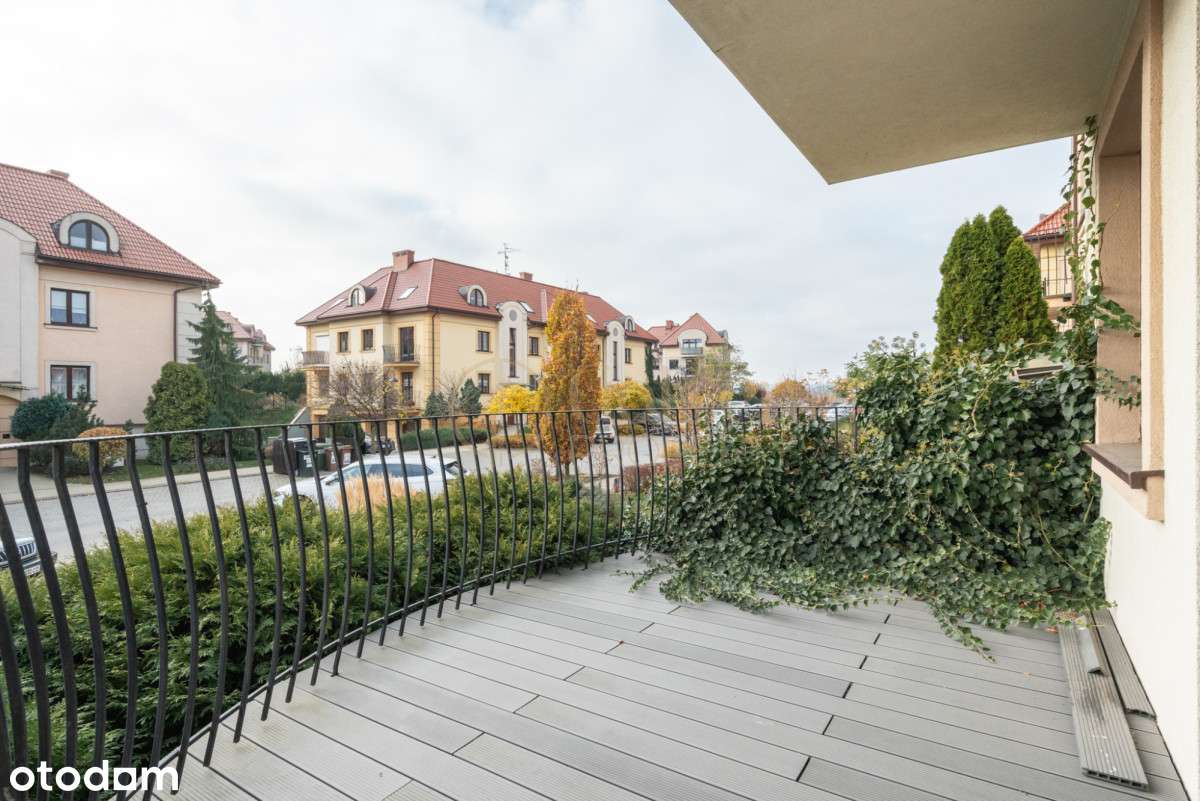 Mieszkanie 3-pokojowe, po remoncie, duży taras-0