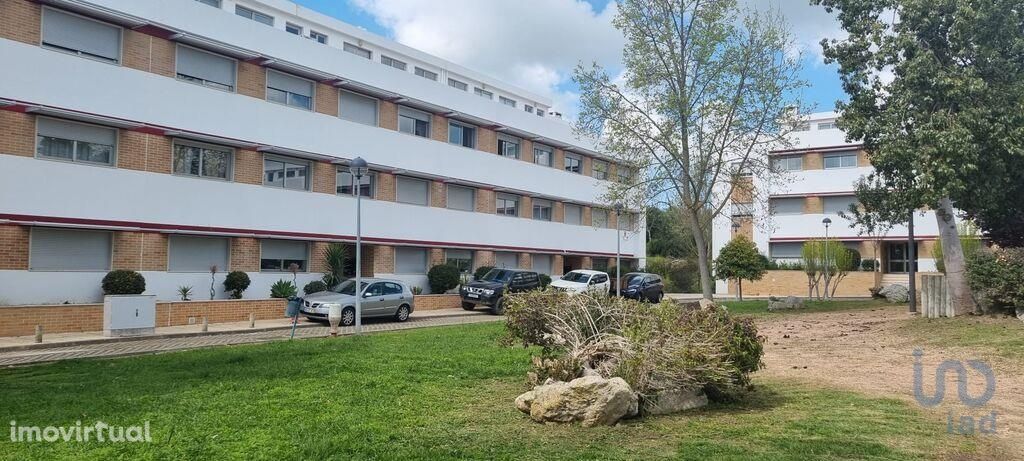 Apartamento T2 em Portalegre de 96,00 m2