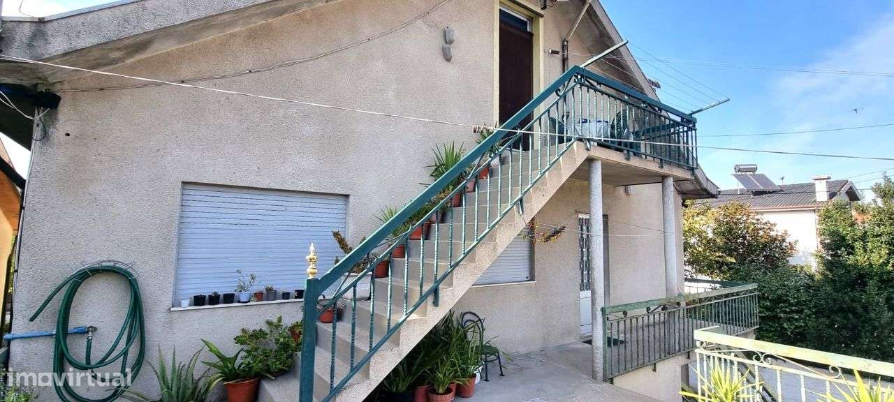 Moradia habitacional V3 com comércio – Airães Felgueiras - Grande imagem: 5/14