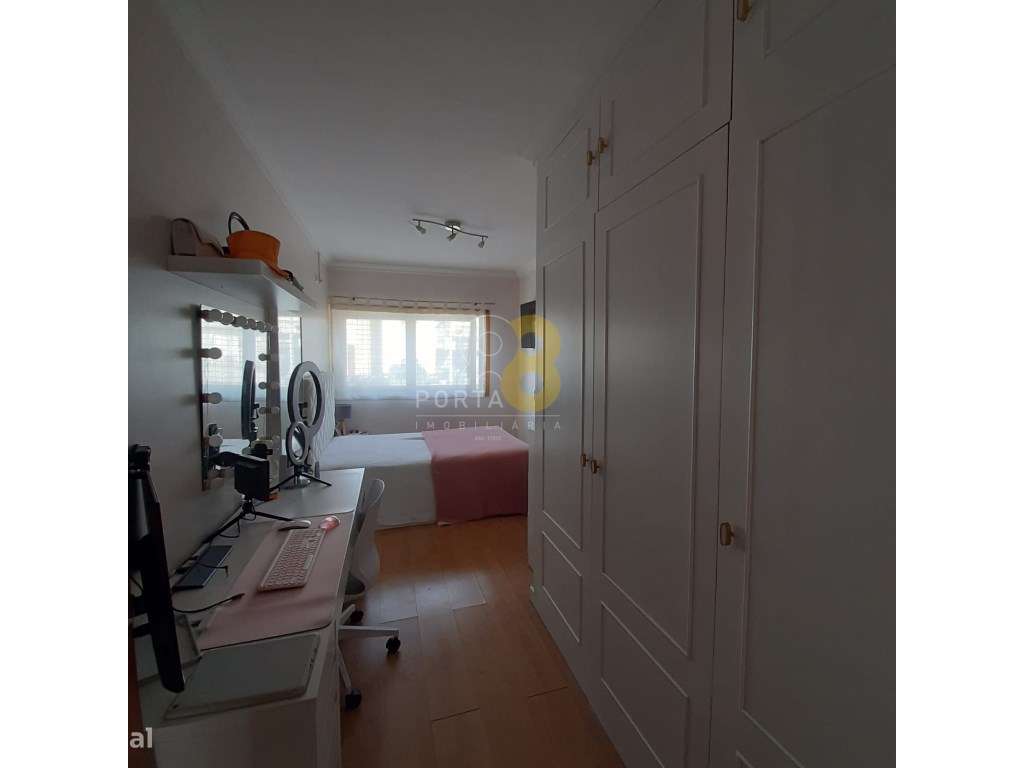 T2 com Terraço - Senhora da Hora-15