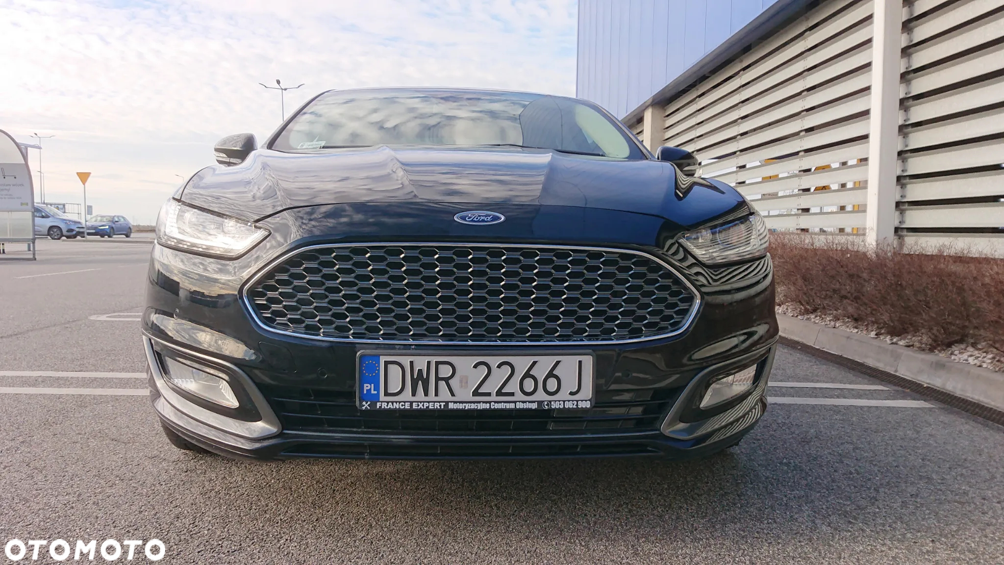 Ford Mondeo Vignale 2.0 EcoBoost - 4