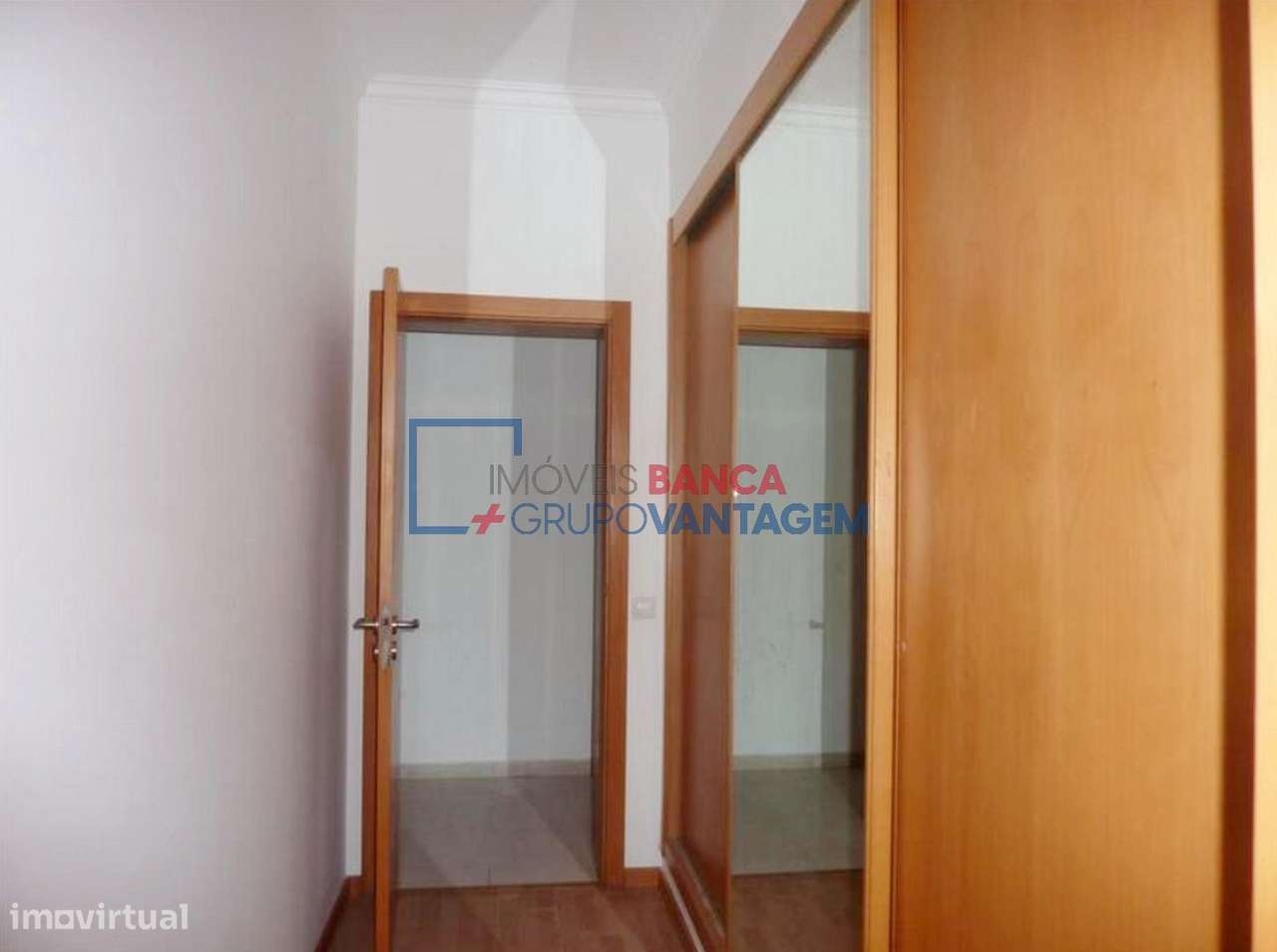 Apartamento T2 a 2 minutos da Estação de Comboios da Azambuja - Grande imagem: 4/7