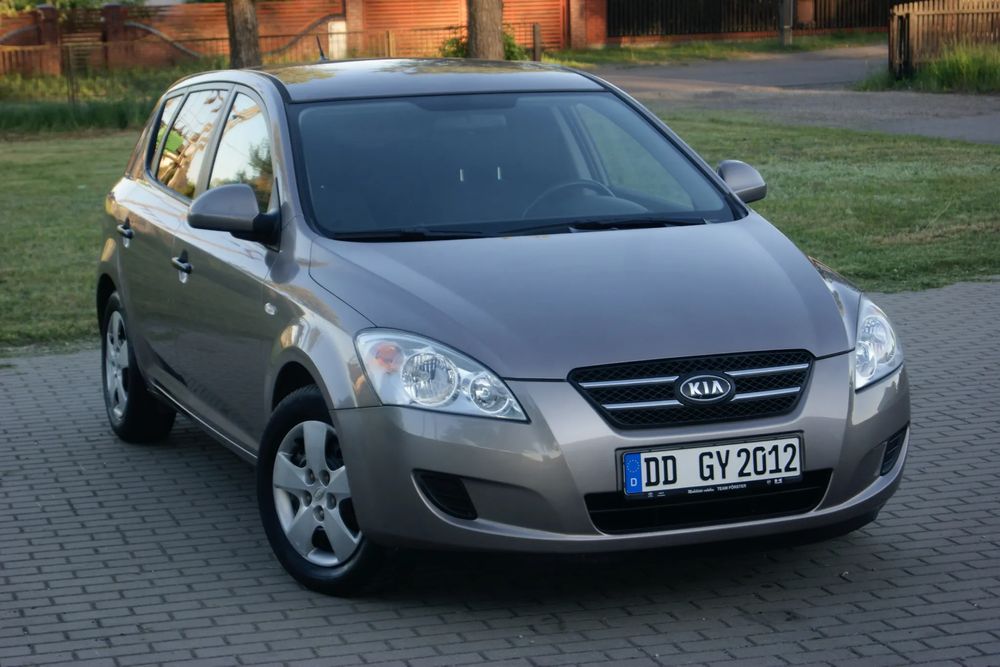 Kia Ceed I 1.4 CVVT Attract 2007