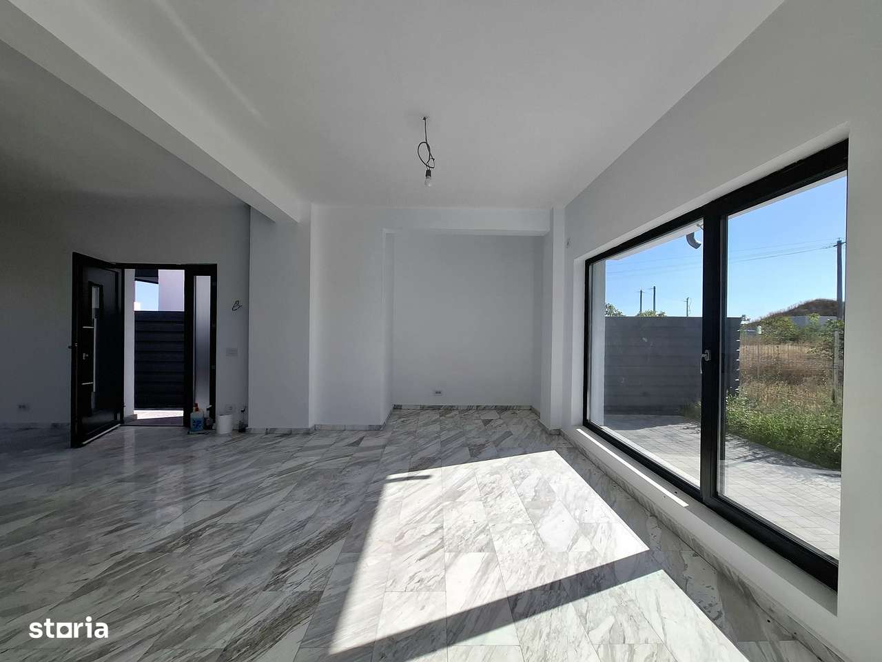 Vila cu 4 camere, tip duplex, zona Albert-2