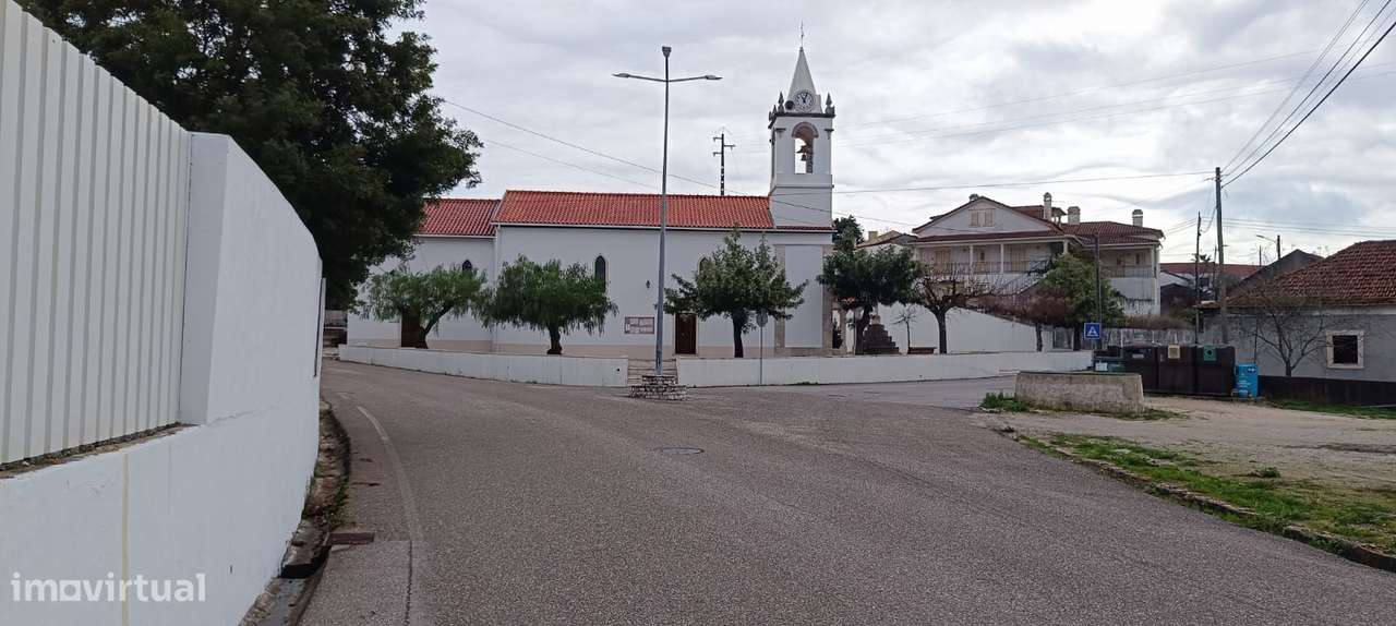 Moradia geminada T3-32