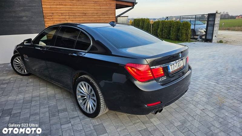 BMW Seria 7 730d - 4