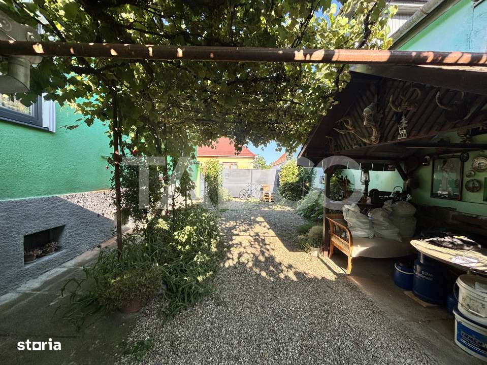 Casa de vanzare cu 3 camere si gradina in zona Turnisor Sibiu - Imagine principală: 2/10