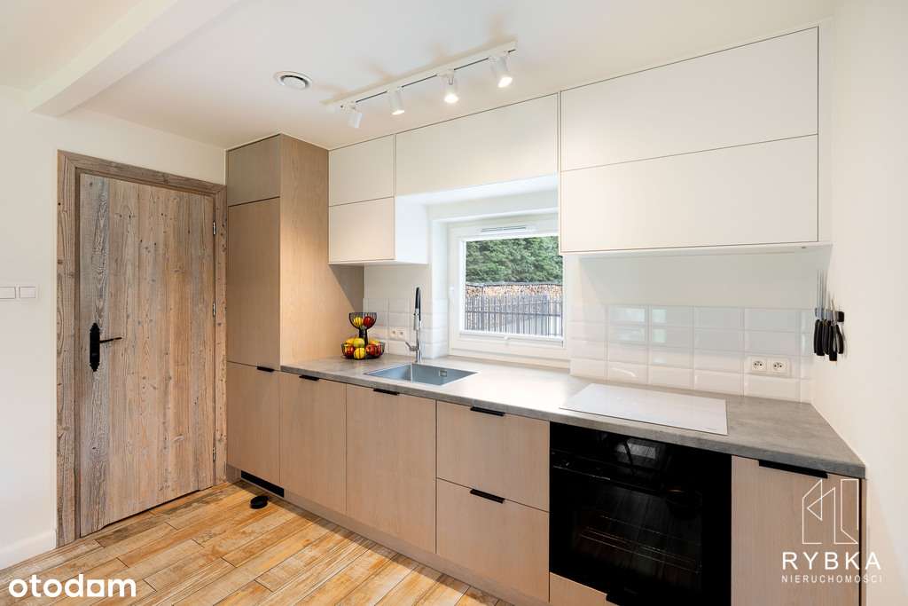 Zjawiskowy dom ze stawami tuż przy lesie-11