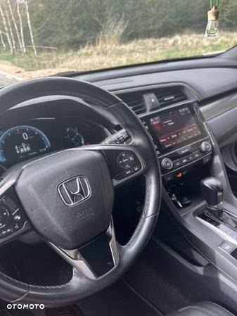 Honda Civic 1.5 i-VTEC Turbo CVT Sport Plus - 18