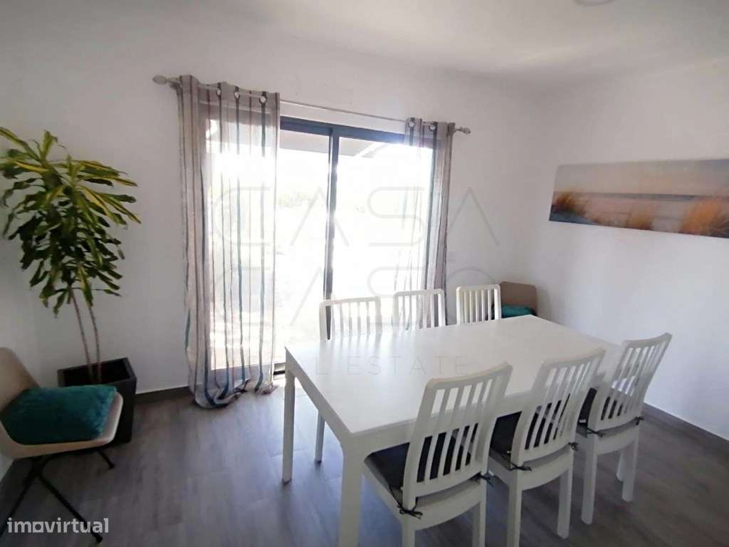 Moradia térrea com logradouro, piscina e estacionamento em Grândola-22