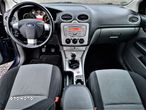 Ford Focus 1.8 Sport - 16