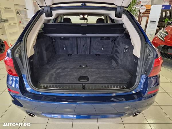 BMW Seria 5 520d Touring Aut. Sport Line - 36