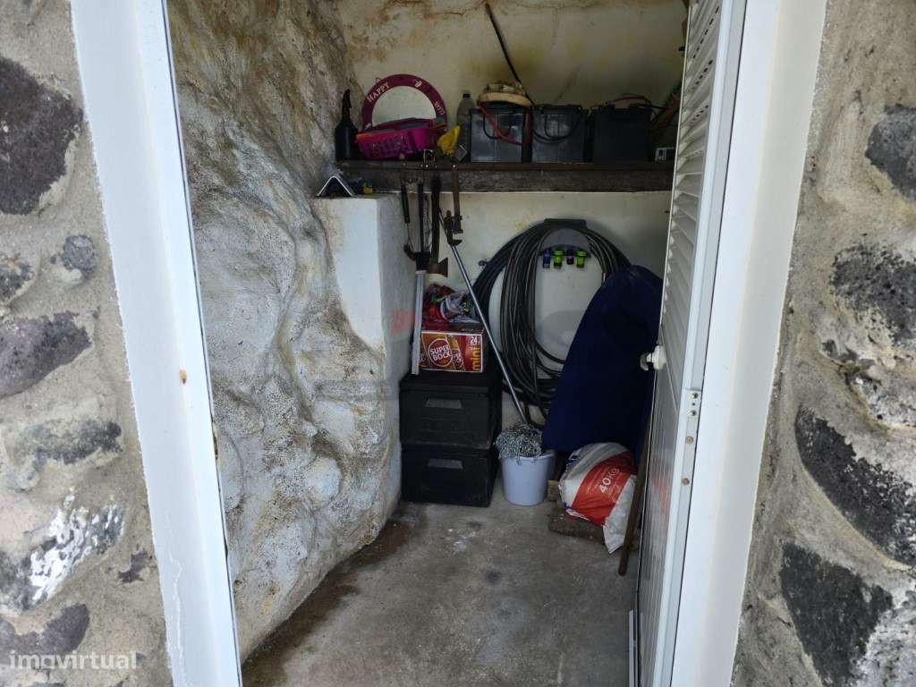 Moradia Isolada T2 -Rocha da Relva-19