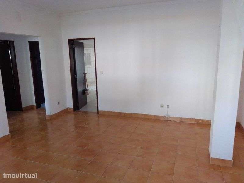 Apartamento T2 C/ Terraço - Grande imagem: 5/12