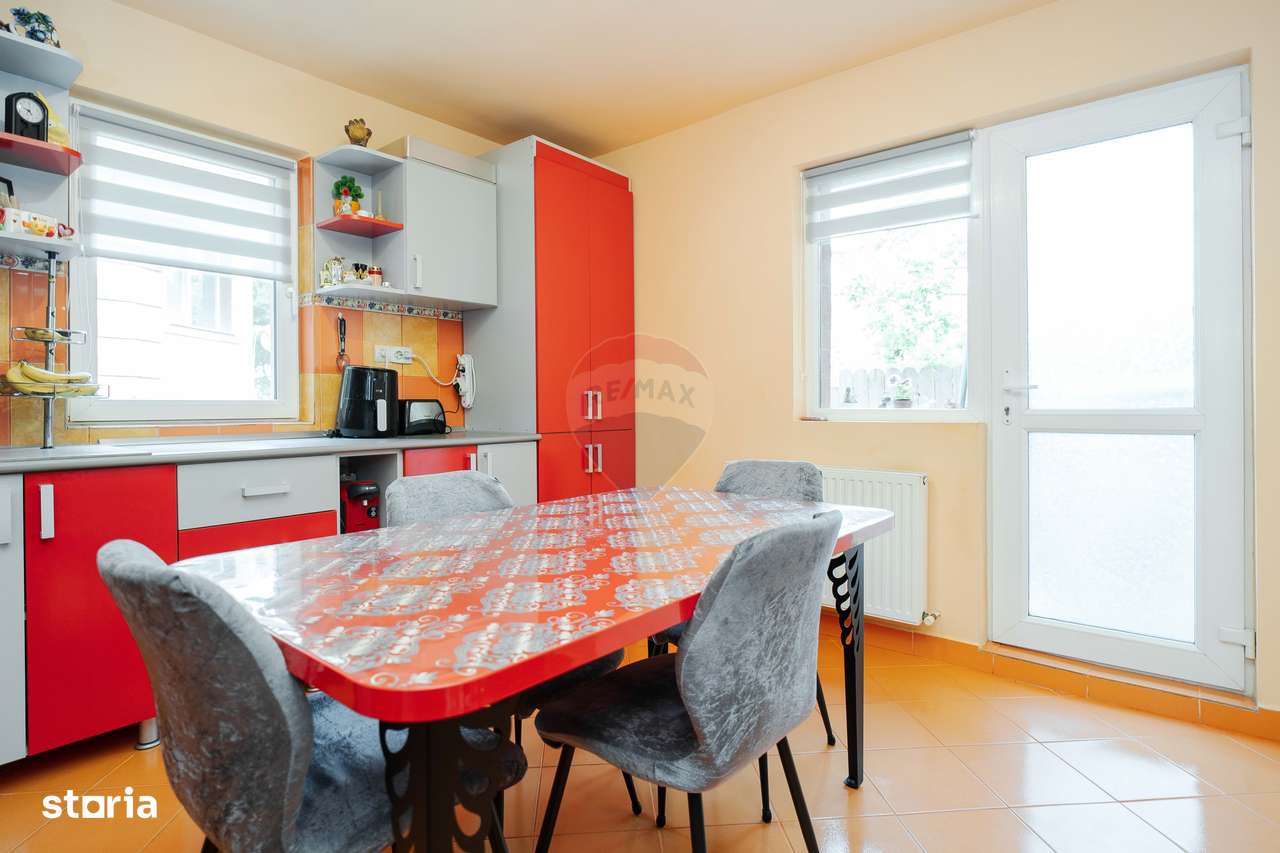 Casă / Vilă de Vânzare 200mp Teren 870mp Str. Soarelui - Valea Lupului-8