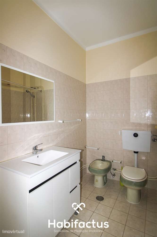 Andar Moradia T3 para Venda em Abraveses - Viseu-15