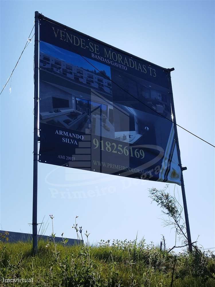 Gaveto em fase avançada de construção-40