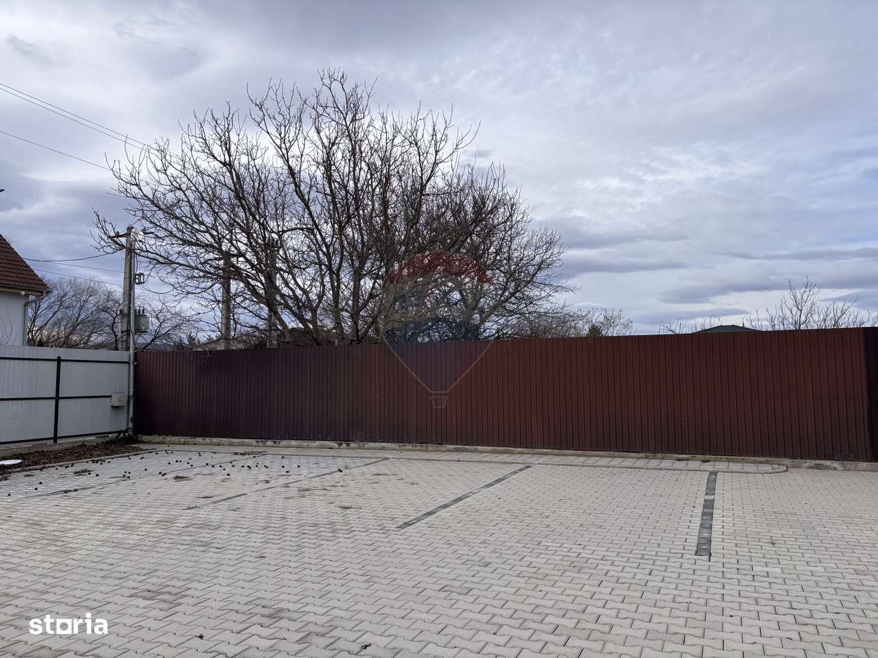 Casă / Vilă cu 4 camere de vânzare-10