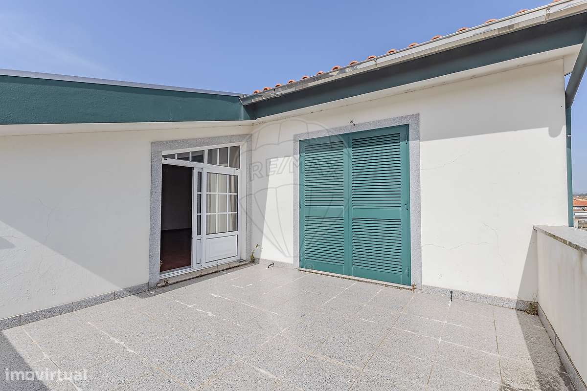 Moradia T4 para venda-26