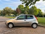 Fiat Punto 1.2 16V HLX - 8