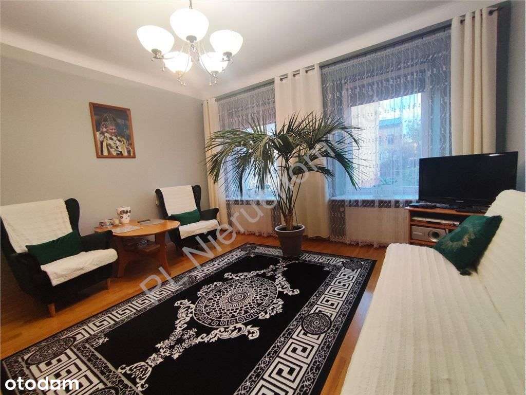 Klimatyczny Dom W Centrum !!!-1