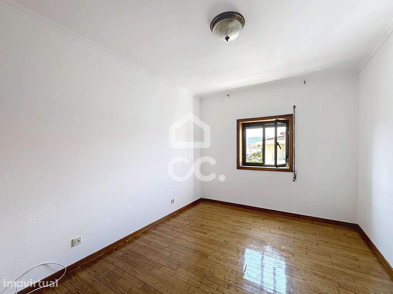 Apartamento T2 Ideal para Habitação Própria ou Rentabilização-5