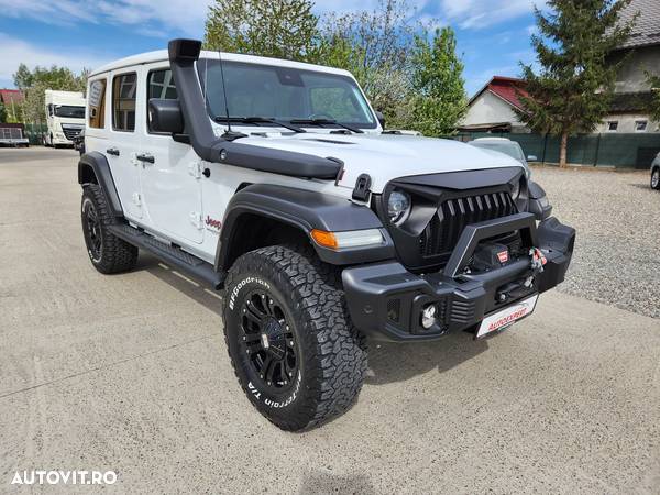 Jeep Wrangler Unlimited 2.0 Turbo AT8 Rubicon - 3