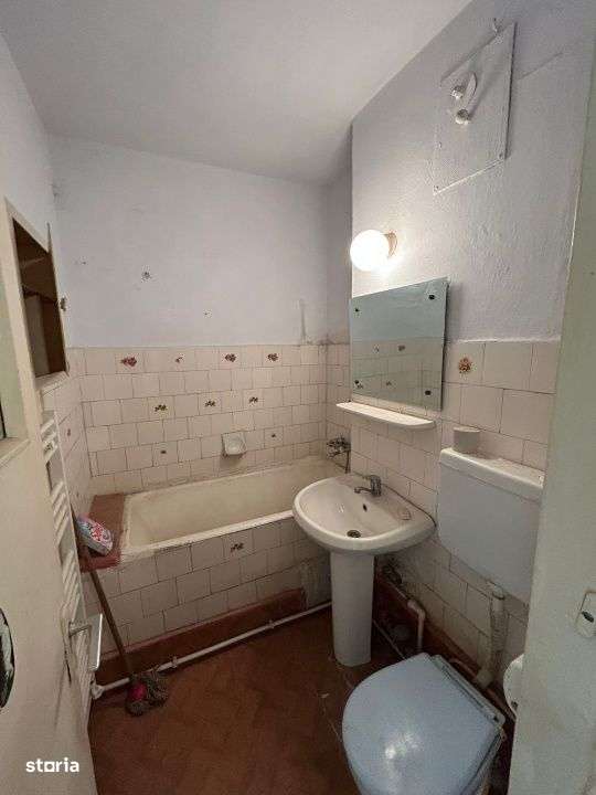 Apartament 2 camere confort 1 decomandat, Garii Marna, 2 balcoane. - Imagine principală: 4/5