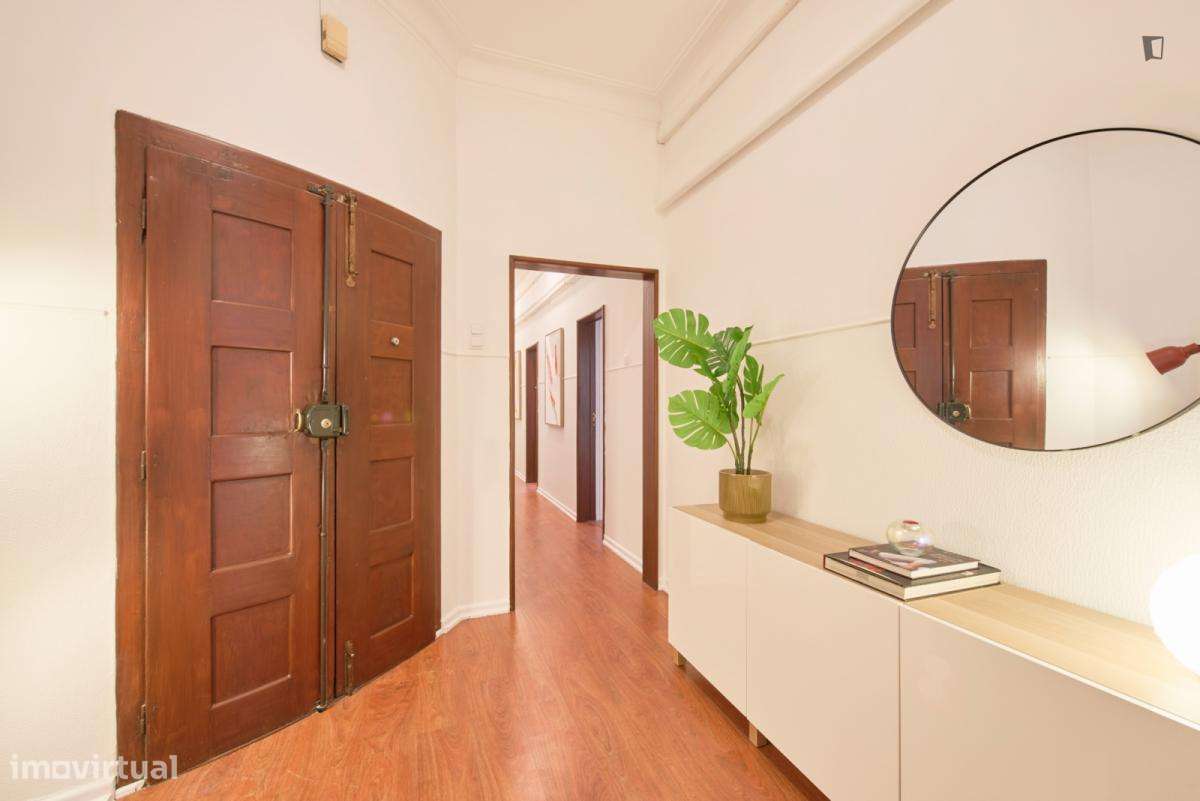 Quarto - localizado em Estrela Lisbon - Grande imagem: 5/10