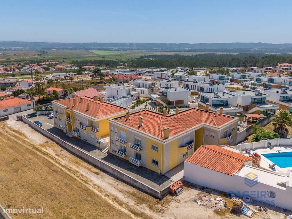 Apartamento T1 com garagem fechada a 950 metros da praia de Salir d...-24