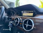 Mercedes-Benz GLK 350 4-Matic - 11