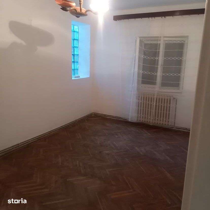 Apartamente cu 3 camere de vanzare, la casa in asociatie , 59.500 euro - Imagine principală: 2/13