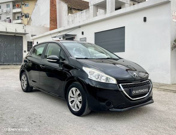 Peugeot 208 1.6 e-HDi Allure - 4