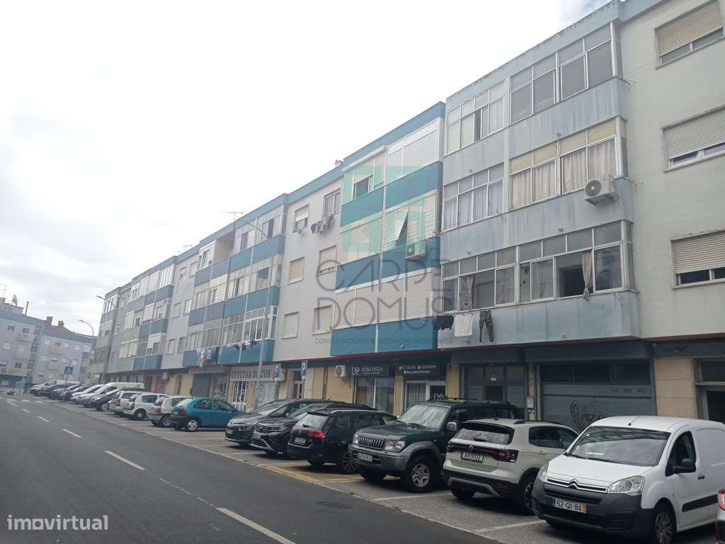 Apartamento T2, totalmente remodelado, Casal de São Brás - Amadora-23
