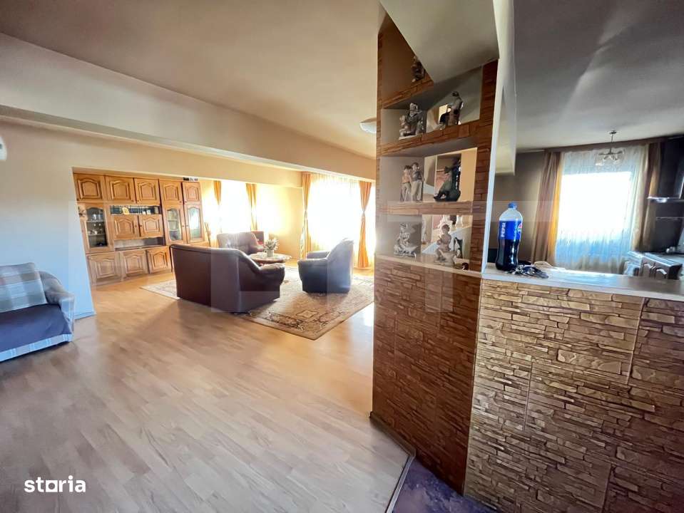 Spatiu comercial/Casa de vanzare, 260 mp, zona Zamca - Imagine principală: 3/8