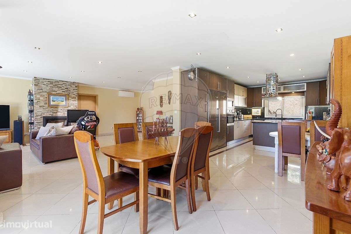 Moradia T4 para venda-21