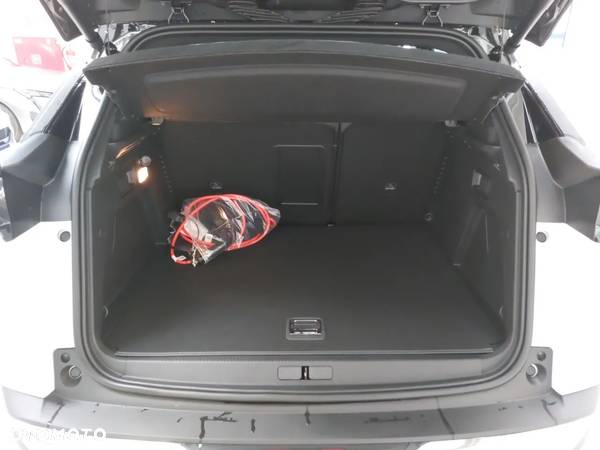 Peugeot 3008 1.6 PureTech Hybrid PHEV Allure Pack S&S EAT8 - 7