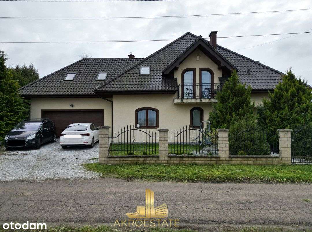 Elegancki i przestronny dom rodzinny!-5