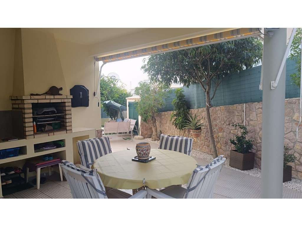 Moradia V4 com Garagem para 4 Carros, Goncinha, Loulé, Algarve-27