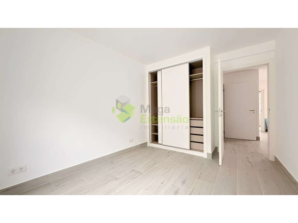 Apartamento T2, Novo, a estrear | Moderno | Centro de Torres Vedras-27