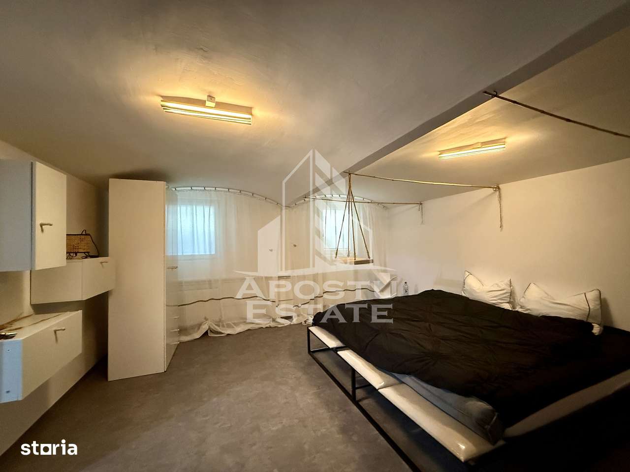 Apartament renovat cu o camera si curte, 2 bai, 50 mp, Piata Romanilor - Imagine principală: 3/14